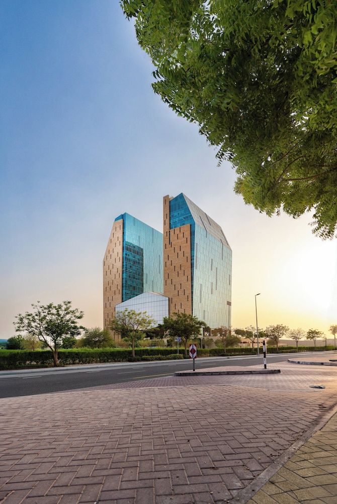 undefined Holiday Inn Hotel & Suites Dubai Science Park by IHG 2