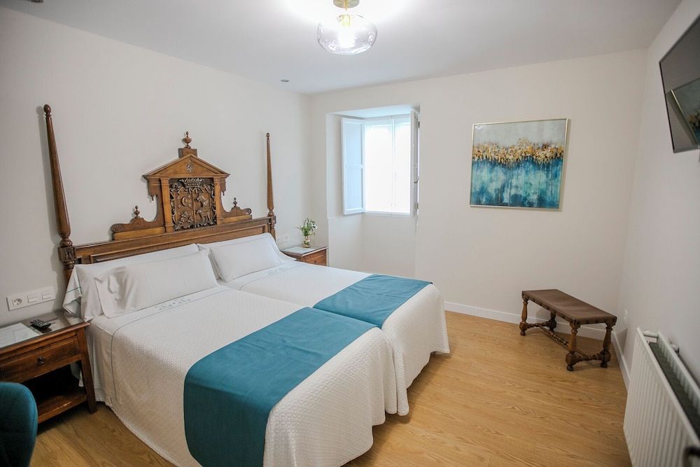 Pazo Xan Xordo Standard Double Room 9