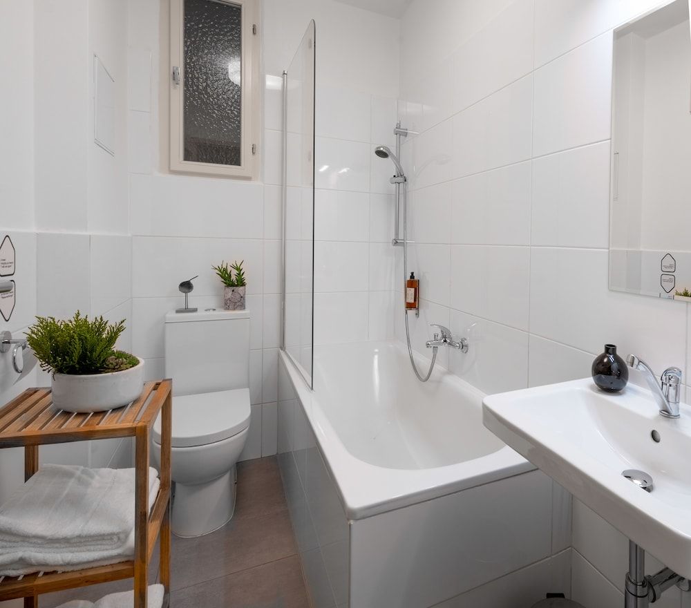 undefined City Leaf Apartments 10