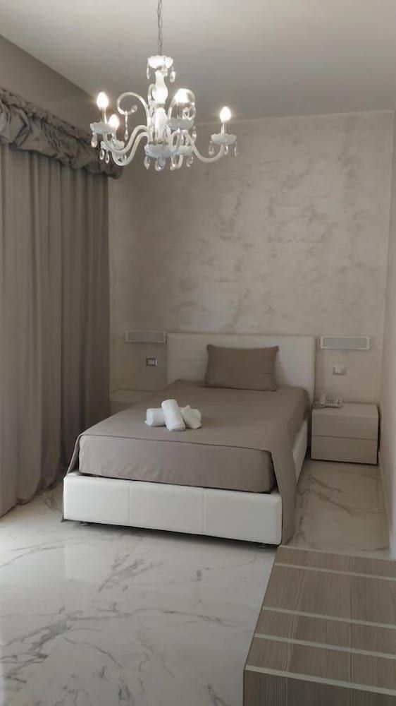 Hotel Aurora Superior Room 2