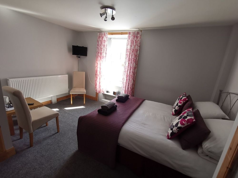 St Ronans Hotel Double Room, Ensuite (Room 2) 2