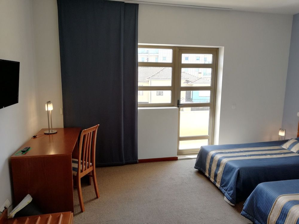 La Fontaine Hotel Single Room 2