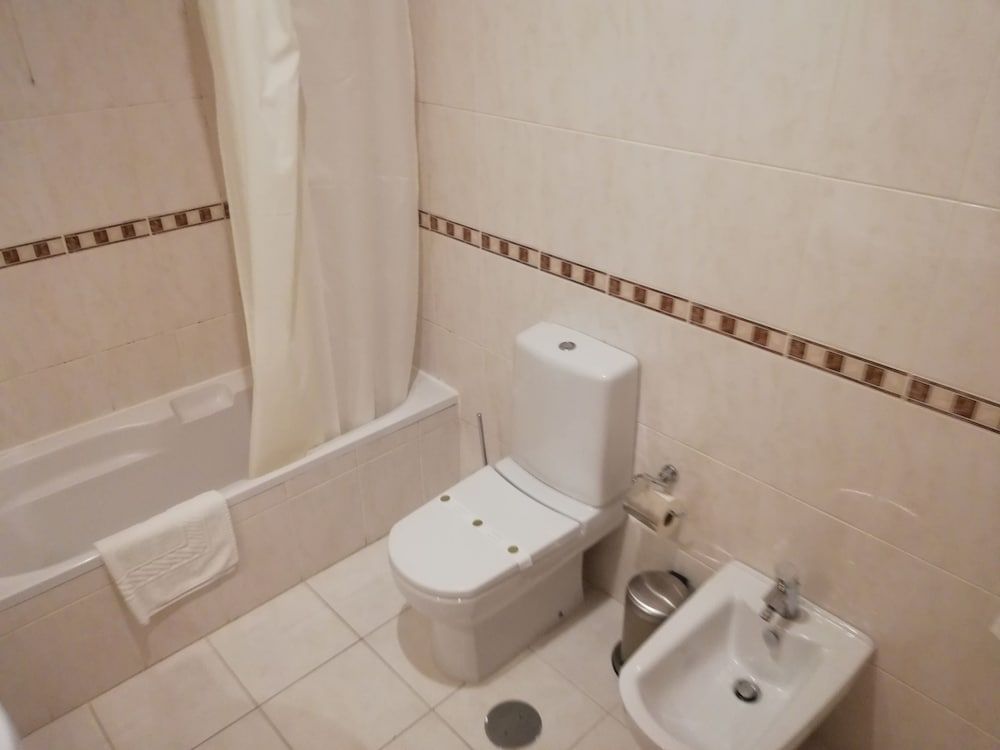 La Fontaine Hotel Double Room 11