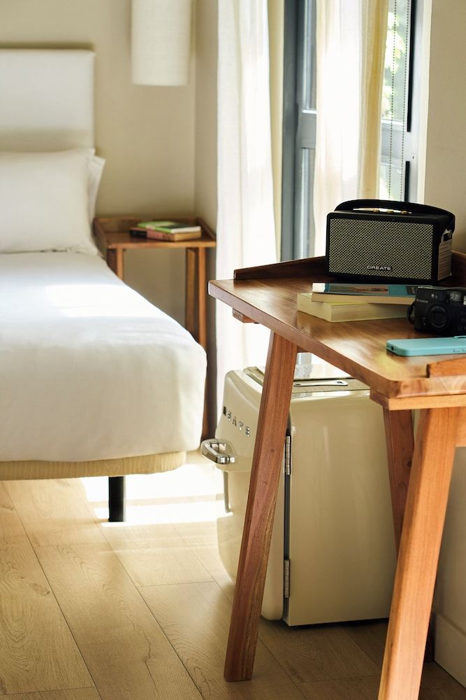 The Corner House Double Room 8