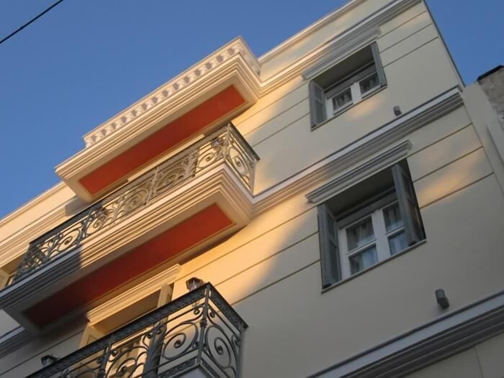 undefined UrbanStay 4