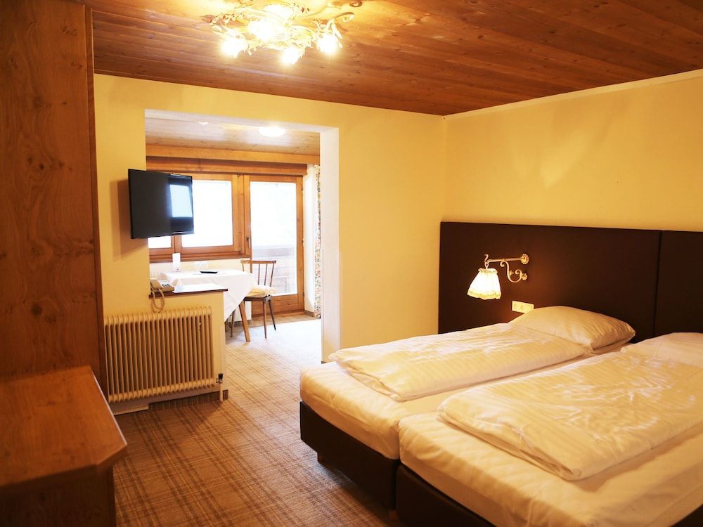 Gasthof Madseiterhof Double Room, Mountain View 4