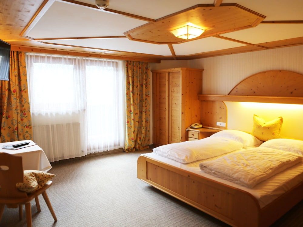 Gasthof Madseiterhof Double Room, Mountain View 3
