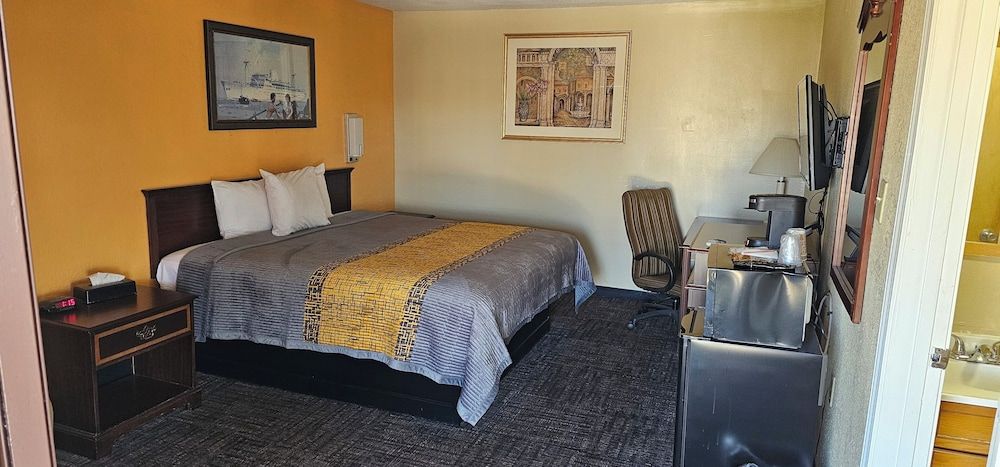 Indian Mound Motel Economy Single Room, Smoking 2