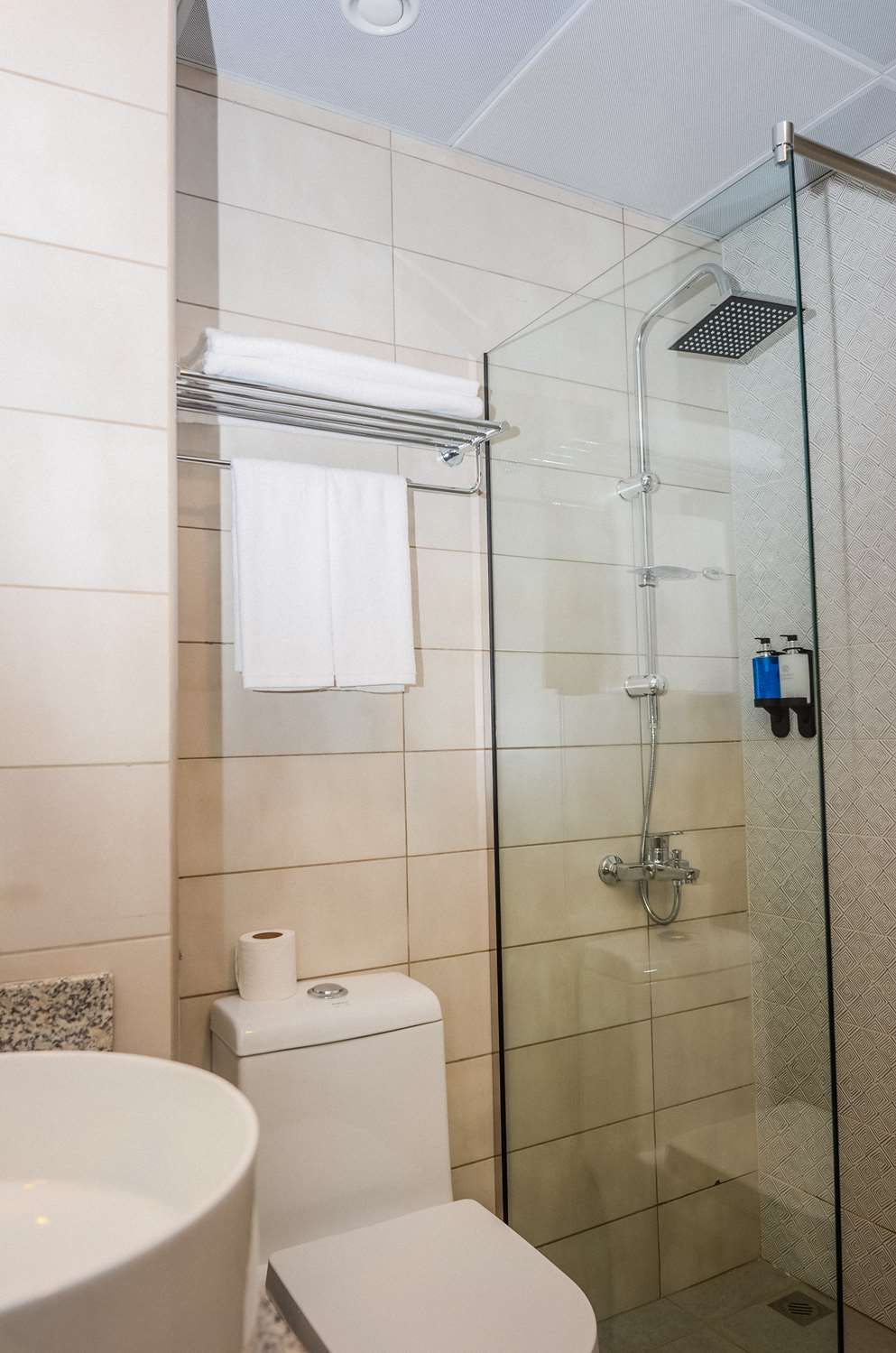 VOGO Grand Hotel Standard Double 11