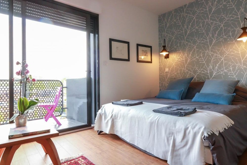 Room (Kess)