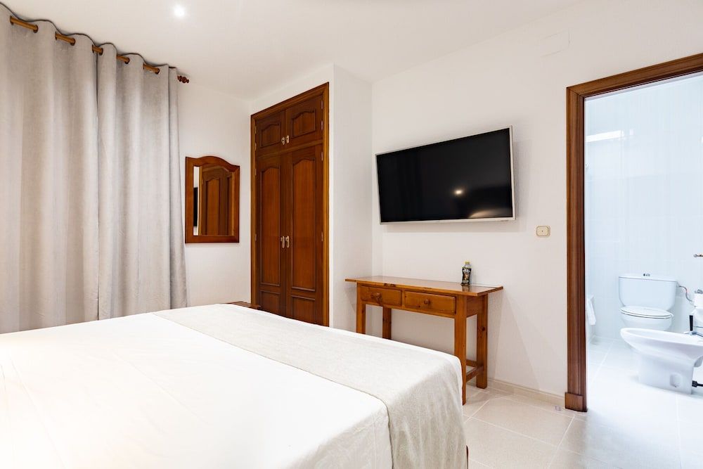 Hostal La Costa Standard Double Room 12