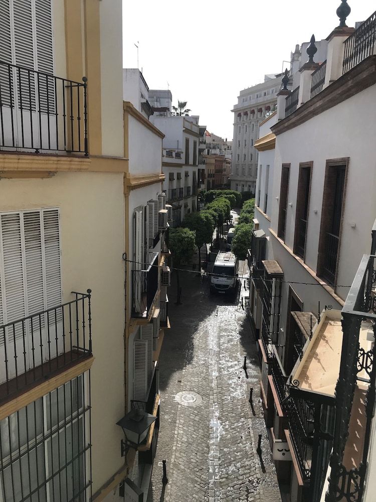 Casa Bailen Apartamentos Superior Apartment 5