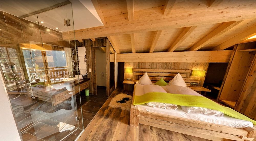 Feuriger Tatzlwurm Berghotel & Spa, BW Signature Collection