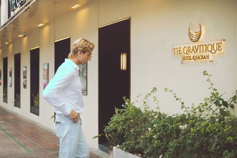 undefined The Gravitique Hotel Khaosan 6