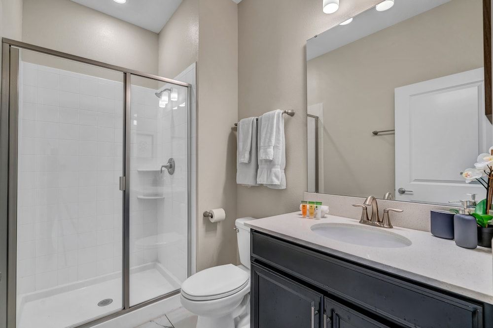 Private Pool Themed Bedrooms Free Waterpark! House (4 Bedrooms) 4