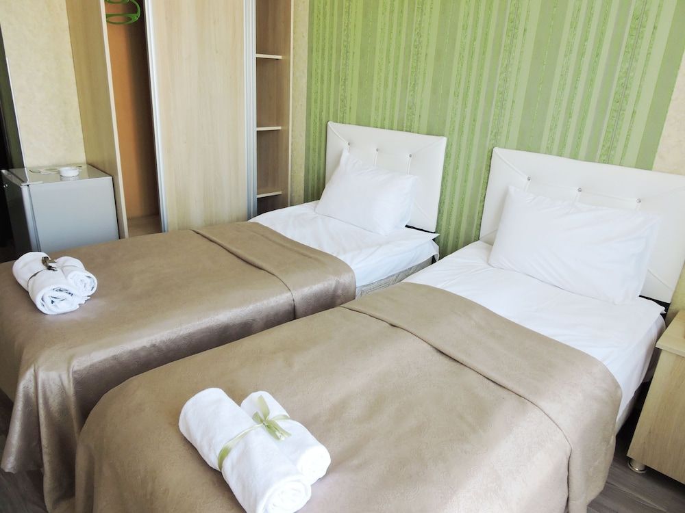 undefined Green Villa 3