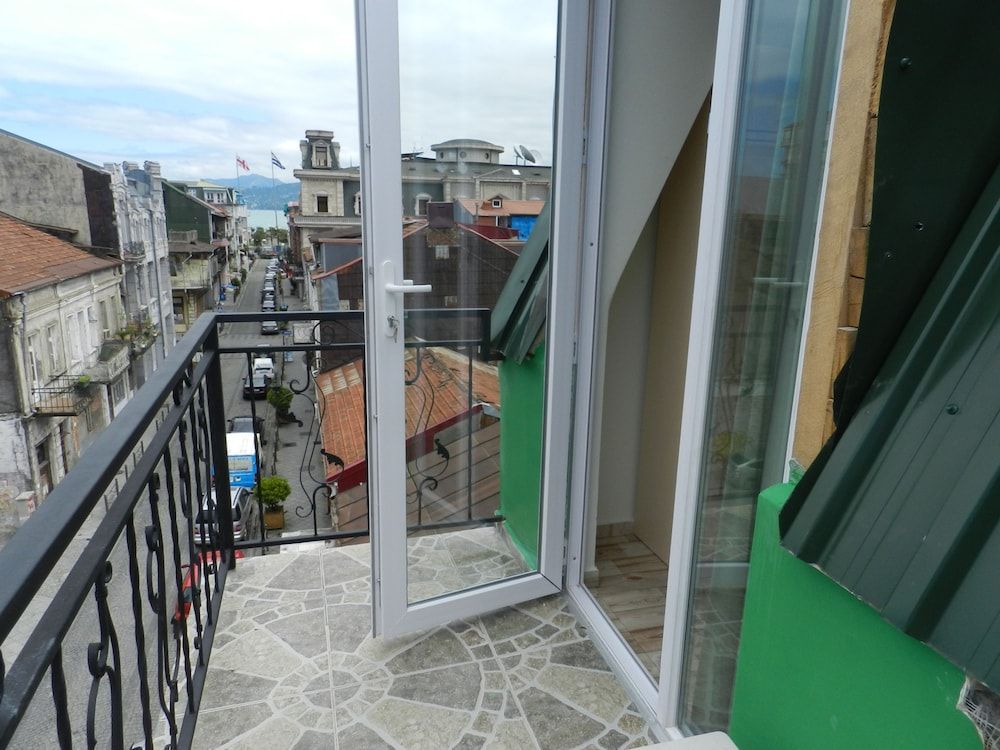 undefined Green Villa 2