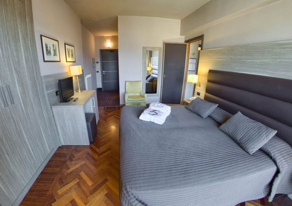 San Giorgio Classic Room, 1 Queen Bed, Garden View (Spa access)