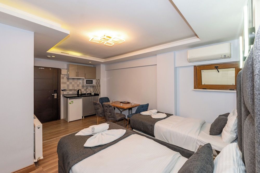 T-Square Residence Superior Suite, 1 Bedroom 8