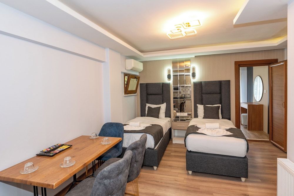 T-Square Residence Superior Suite, 1 Bedroom 7