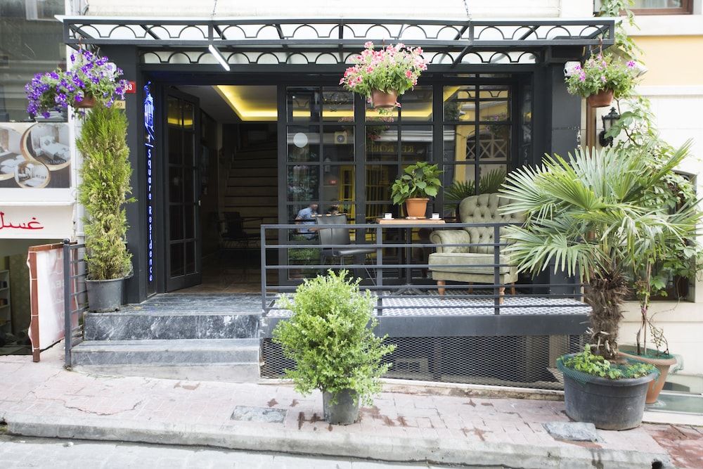 undefined T-Square Residence 7