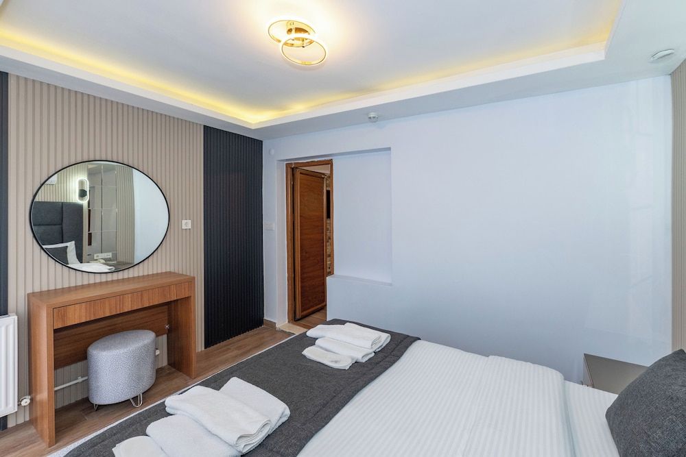 T-Square Residence Superior Suite, 1 Bedroom