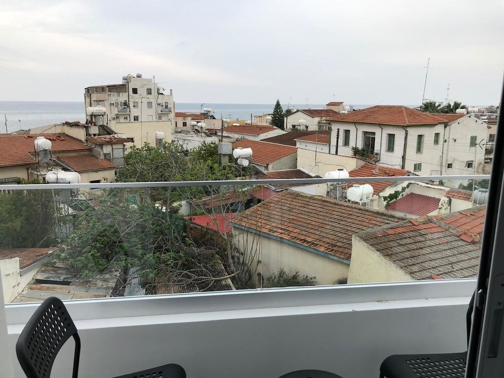 White 11 Studio, Balcony (203) 5