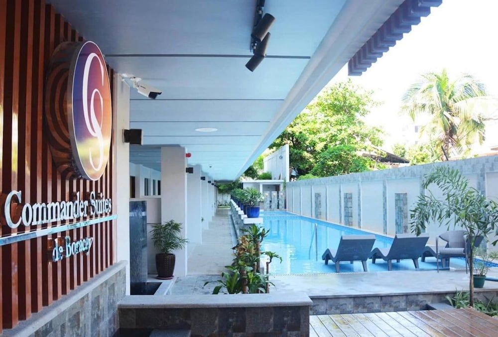 undefined Commander Suites de Boracay
