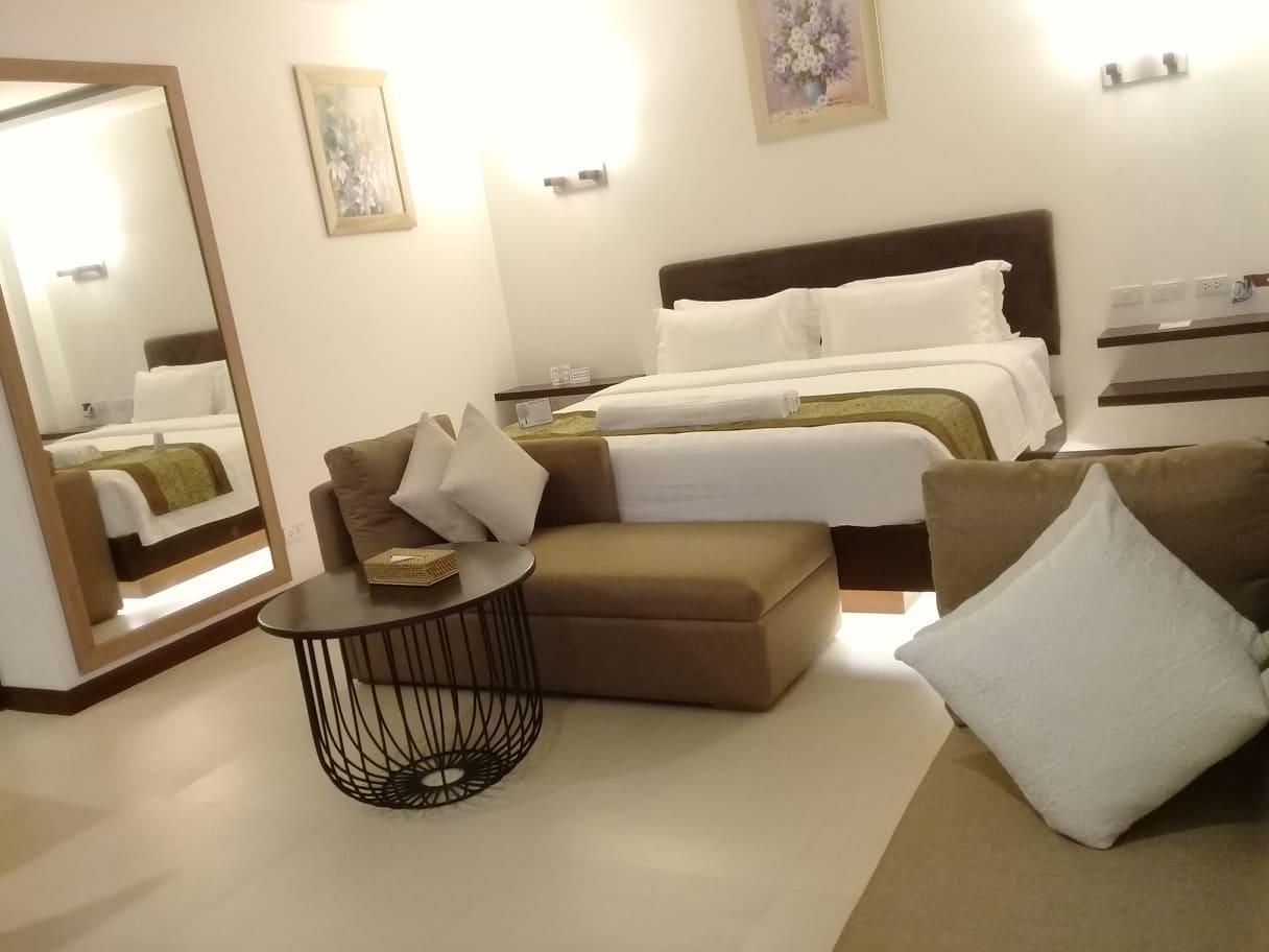 undefined Commander Suites de Boracay 7
