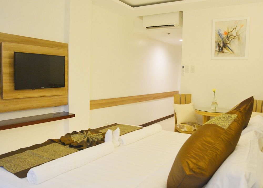 undefined Commander Suites de Boracay 5
