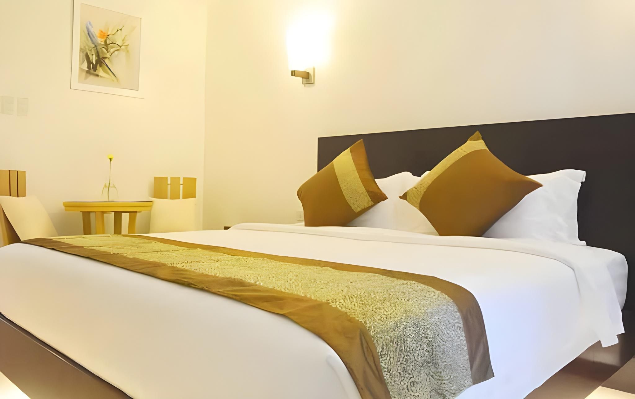 undefined Commander Suites de Boracay 10
