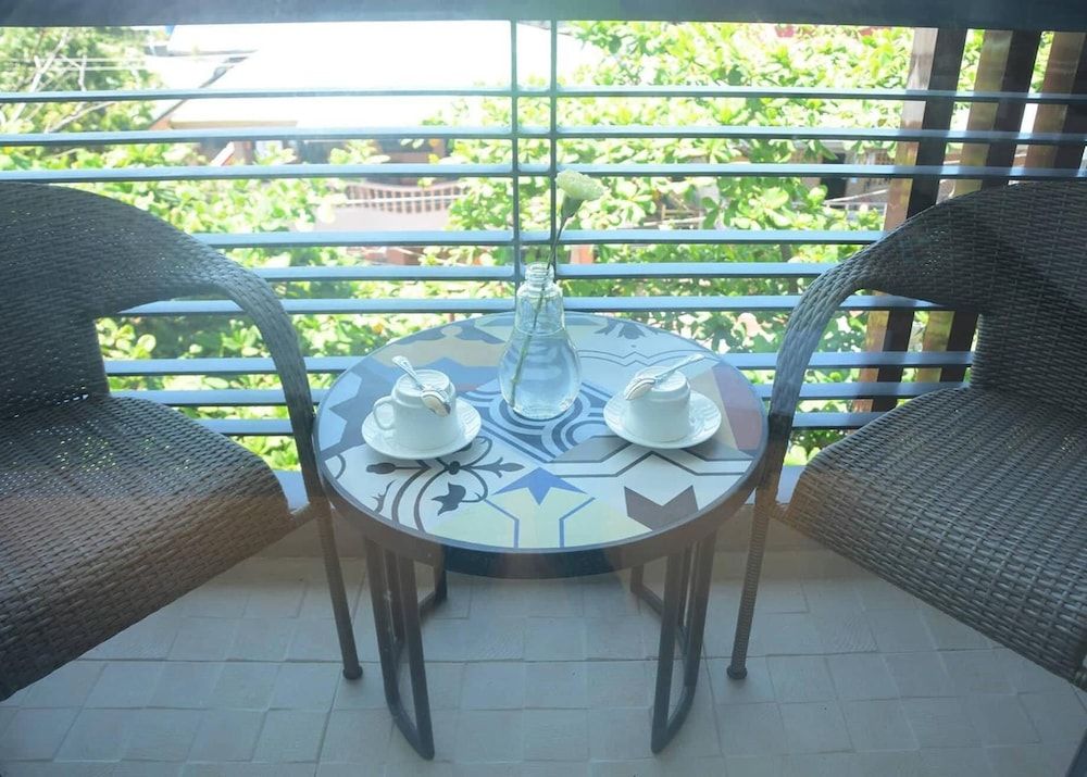 undefined Commander Suites de Boracay 4