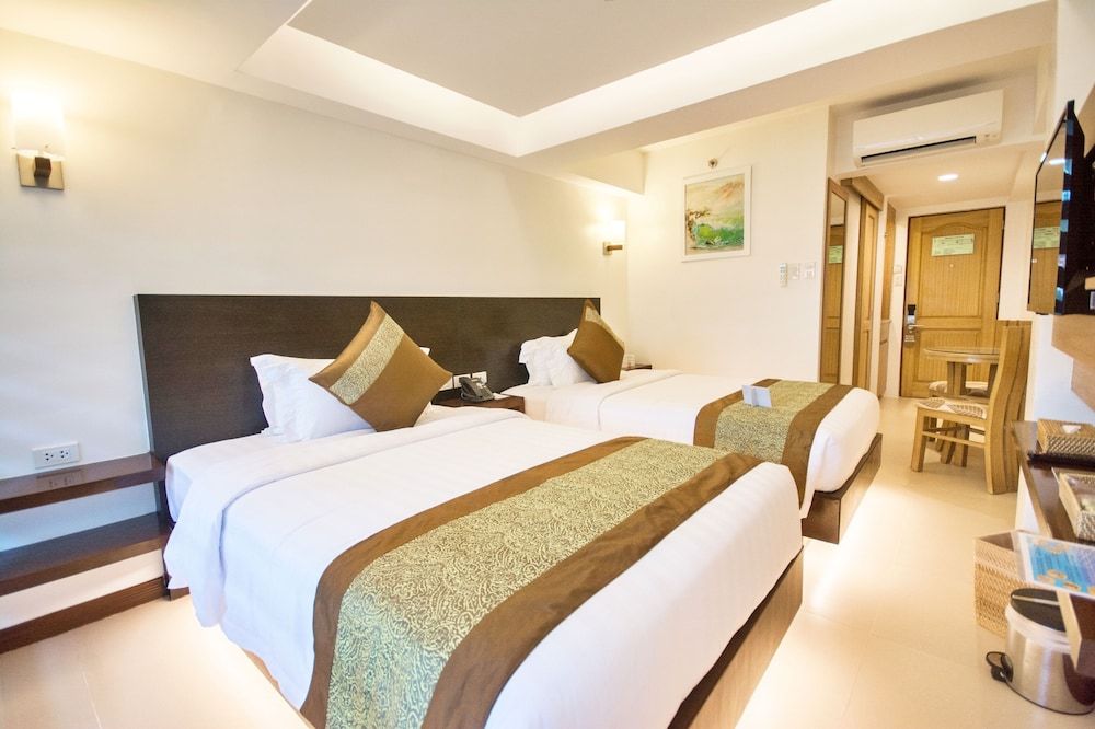 undefined Commander Suites de Boracay 6