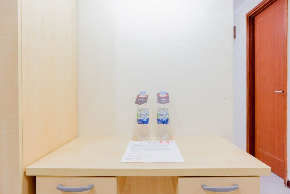 Collection O 6 Grand Palace Kemayoran Deluxe Double Room 10