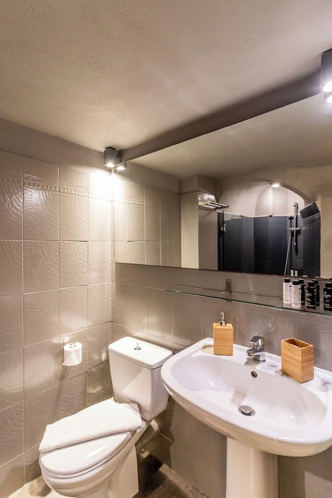 Mardanza House Apartment, Mezzanine 11