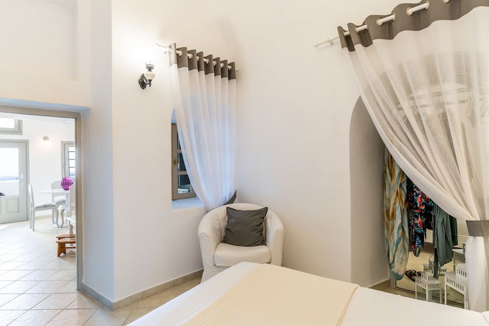 Mardanza House Apartment, Mezzanine 13
