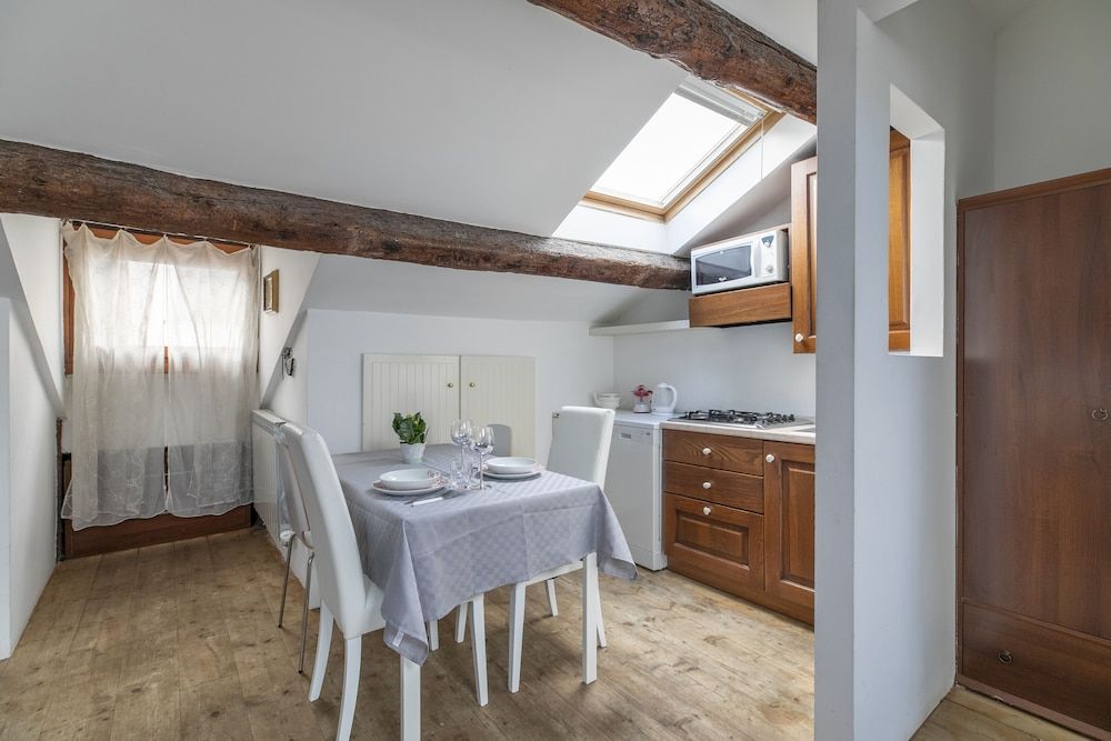 undefined Venice Lovely Apartment 2