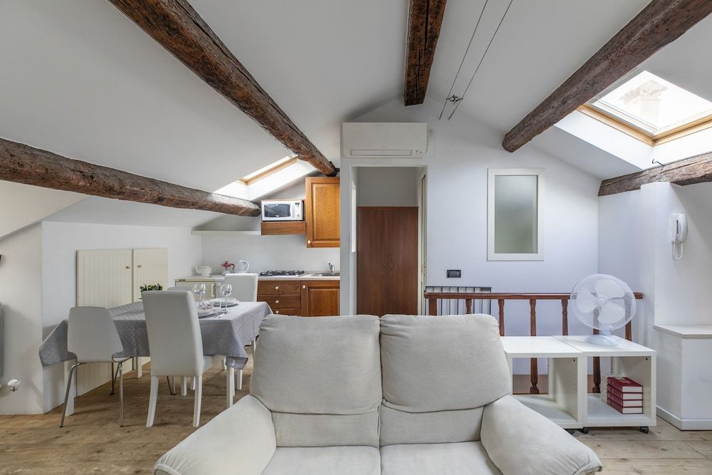undefined Venice Lovely Apartment 4