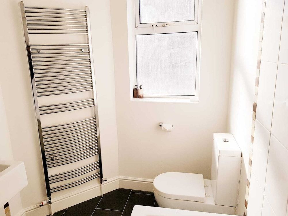 Cogie Abode Deluxe Double or Twin Room, Shared Bathroom (DELUXE TWIN/KING ) 3