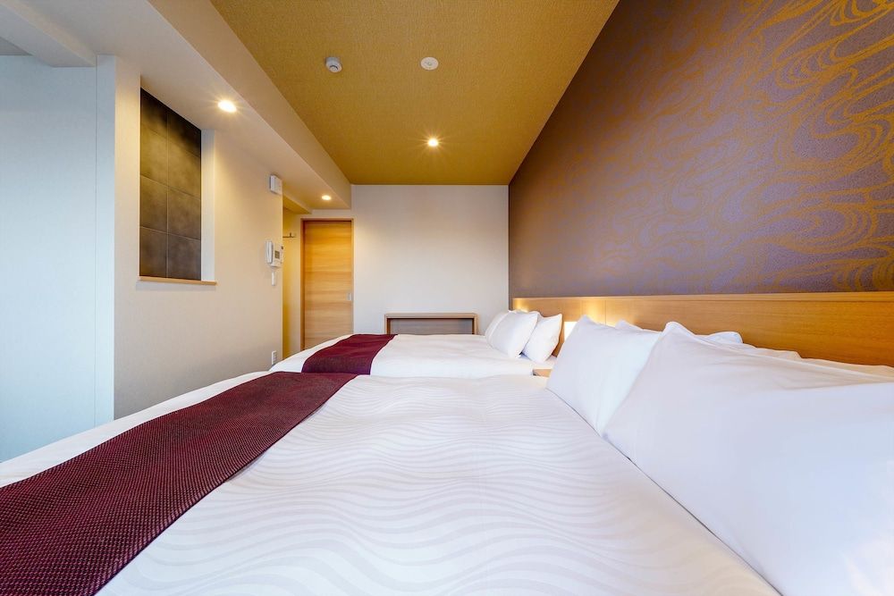 RESI STAY Gojozaka 2 Queen and chair bed - Modern Apartment(Please see all information about our room before you book) 6