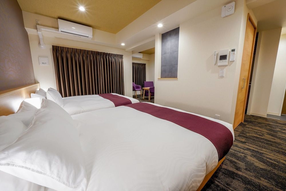 RESI STAY Gojozaka 2 Queen and chair bed - Modern Apartment(Please see all information about our room before you book) 5