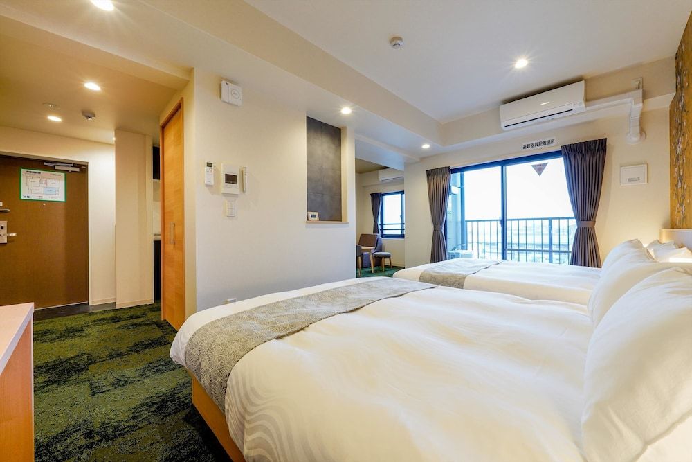 RESI STAY Gojozaka 2 Queen and chair bed - Modern Apartment(Please see all information about our room before you book) 9