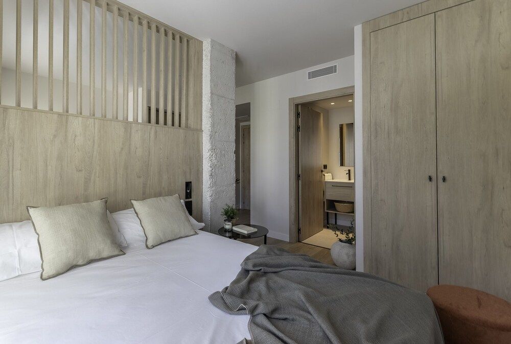 Líbere Pamplona Yamaguchi Studio 4