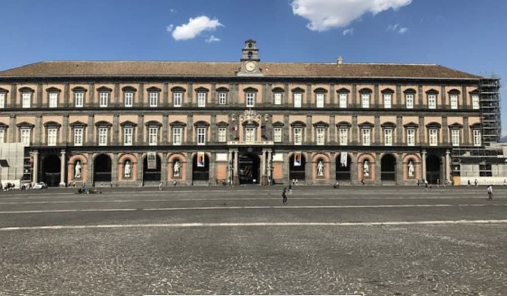 undefined Di Palma Suite 7