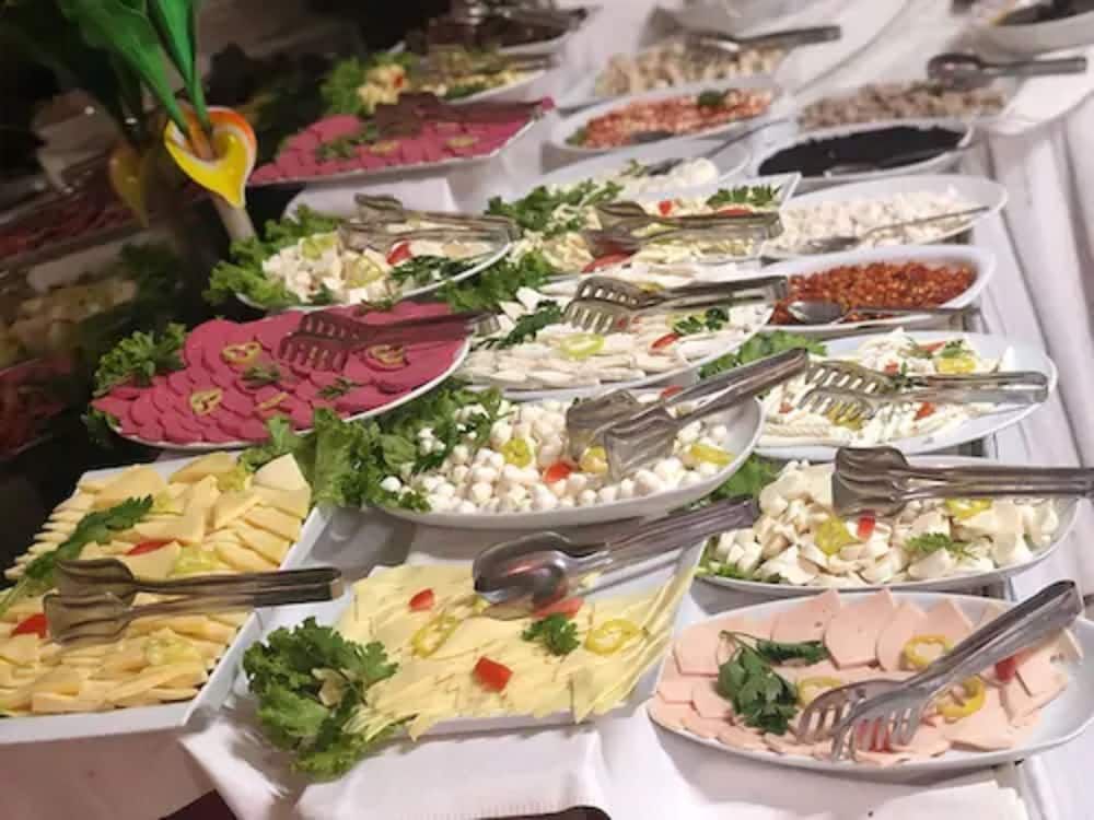 undefined Turvan Hotel 3