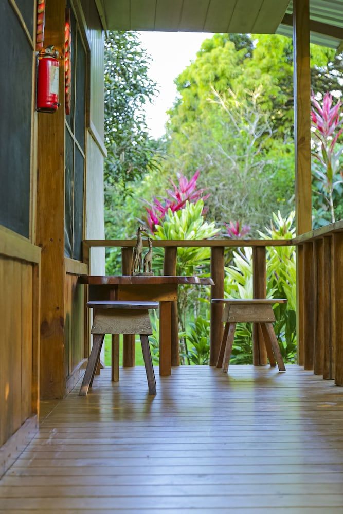 Casa Drake Deluxe Bungalow, Garden Area 4