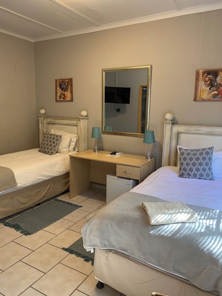 Hotel Pension Casa Africana Twin Room (Twin Room 6) 4