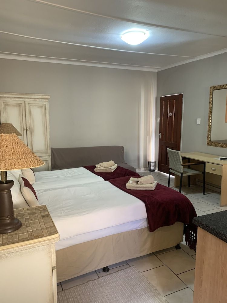 Hotel Pension Casa Africana Standard Triple Room (Family Room 10) 5