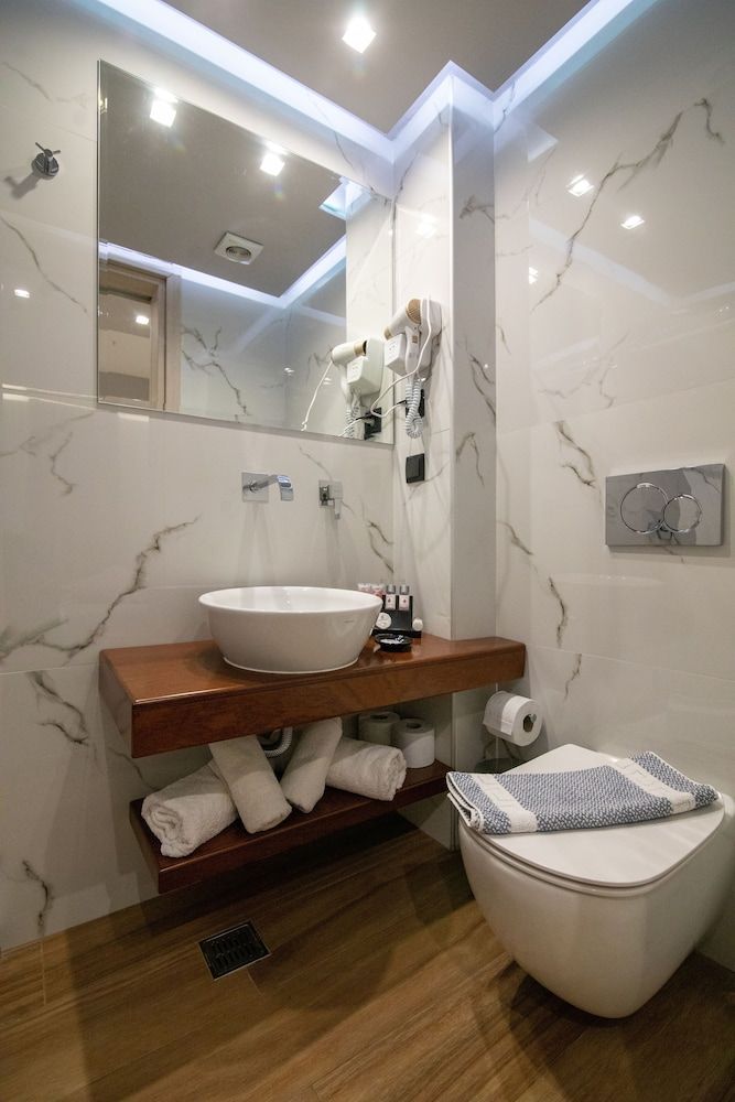 Aianteion Bay Luxury Hotel & Suites Double Room, Sea View 9