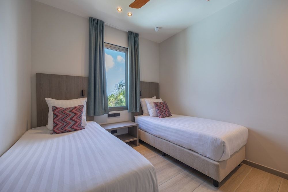 Dolphin Suites & Wellness Curacao Deluxe Suite Preferred View